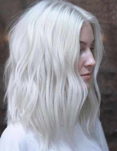 Белый цвет волос у девушек. Фото, кому идет, оттенки