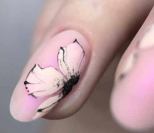 Дизайны маникюра ногтей в розовых тонах. Фото с рисунком, стразами, блестками