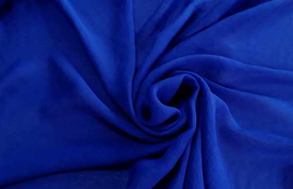 Королевский синий цвет. Фото, сочетание с другими цветами в одежде