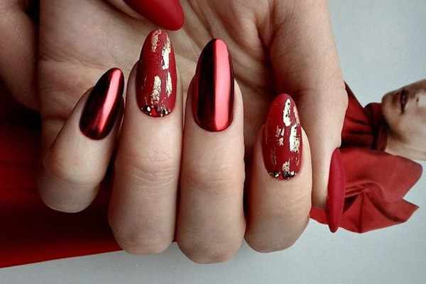 Красная втирка на ногтях. Фото, дизайн