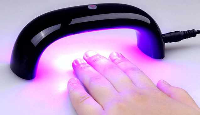 Лучшие лампы для сушки ногтей при маникюре, шеллаке: настольная, ультрафиолетовая, Led, как пользоваться
