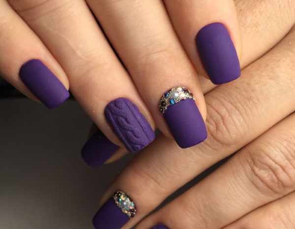 Маникюр с фиолетовым цветом. Фото гель-лак на длинные, короткие, острые ногти. Новинки