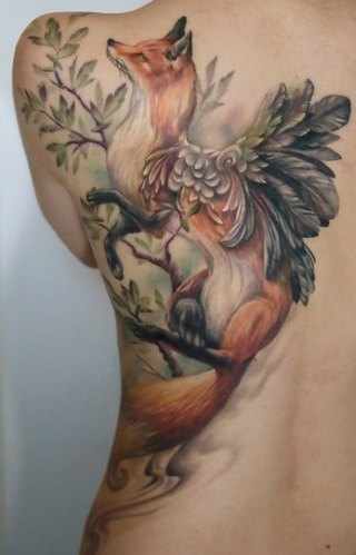 Татуировка лисицы - значение для женщин в зависимости от зоны тела и манеры изображения